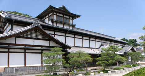 蘭島閣(らんとうかく)美術館